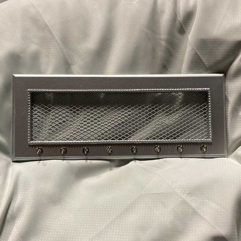Silver Mesh Wall Key And Jewelry Organizer